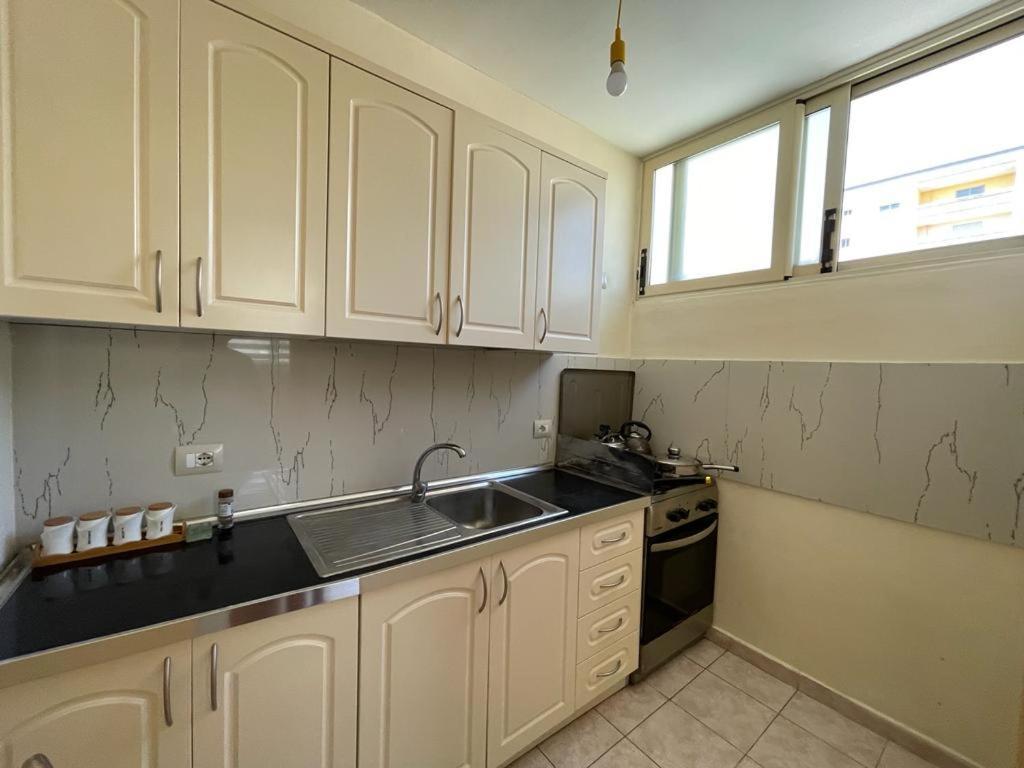 Lisus Apartment Vlorë Extérieur photo